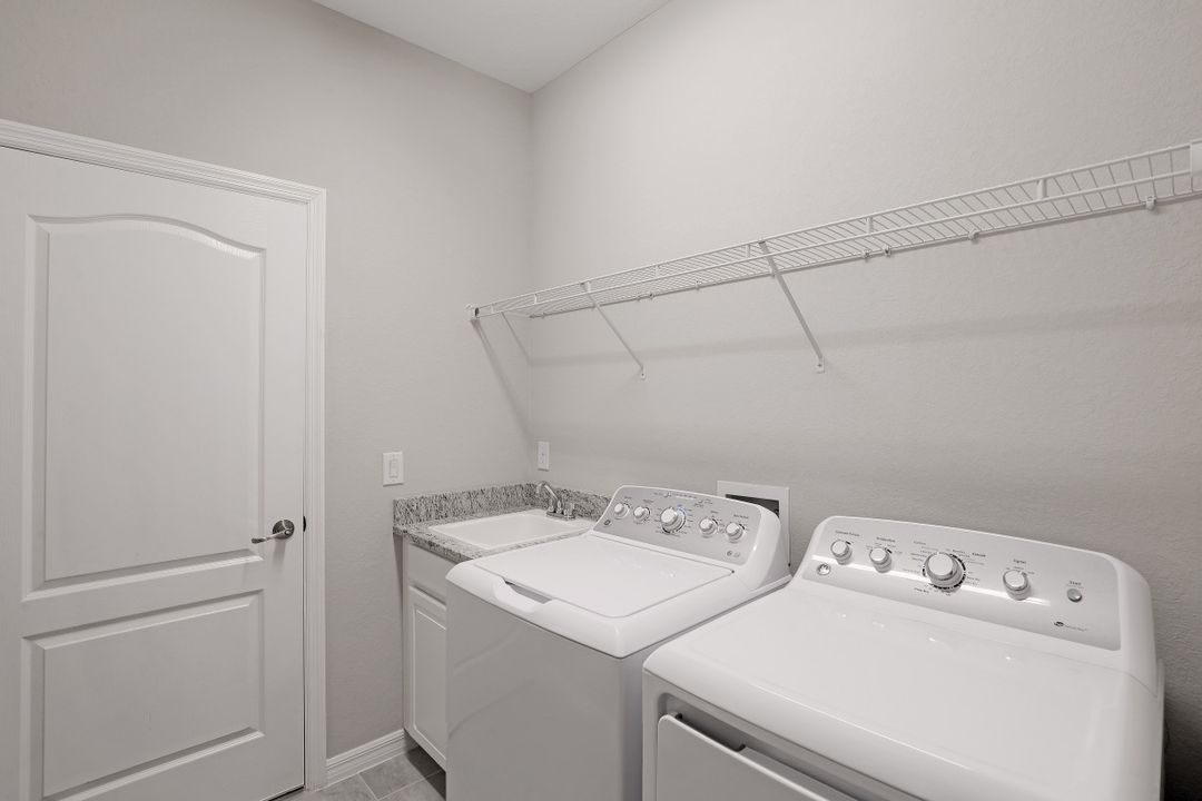 11853 Hickory Estates, Fort Myers, FL 34134