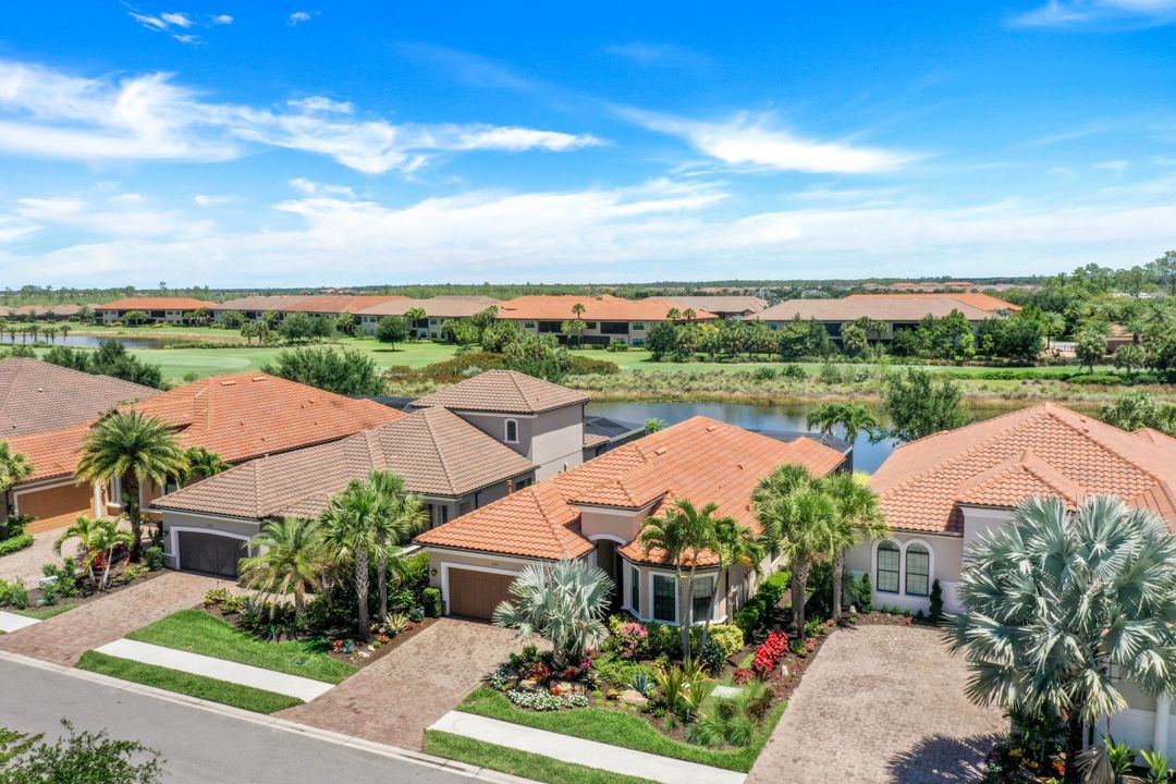 8701 Cavano St, Naples, FL 34119