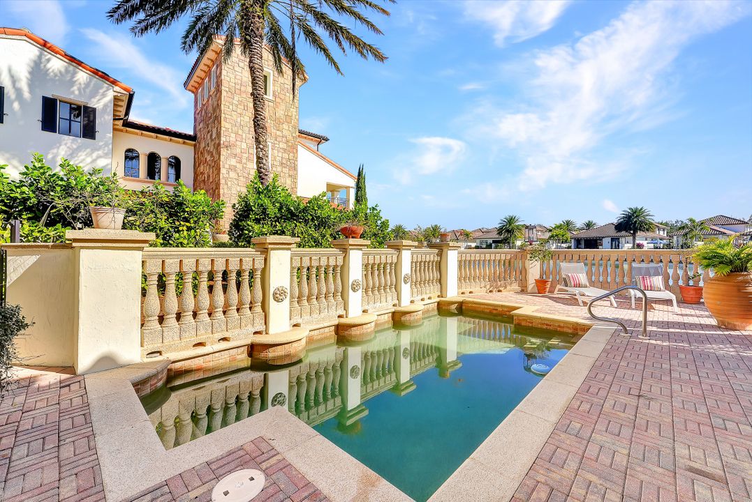 16653 Toscana Cir #701, Naples, FL 34110