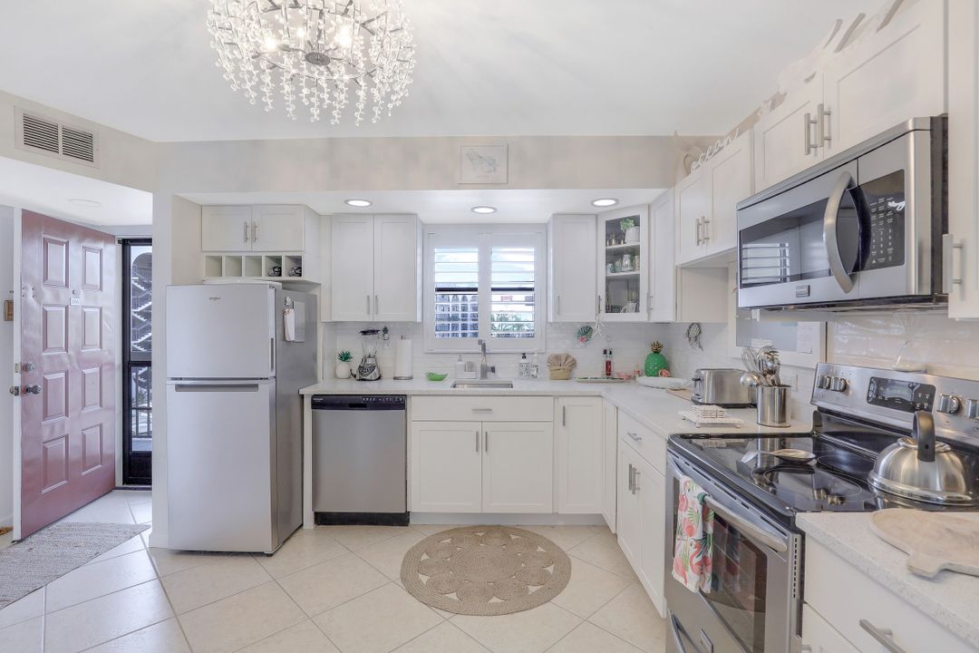 1015 Anglers Cove #306, Marco Island, FL 34145