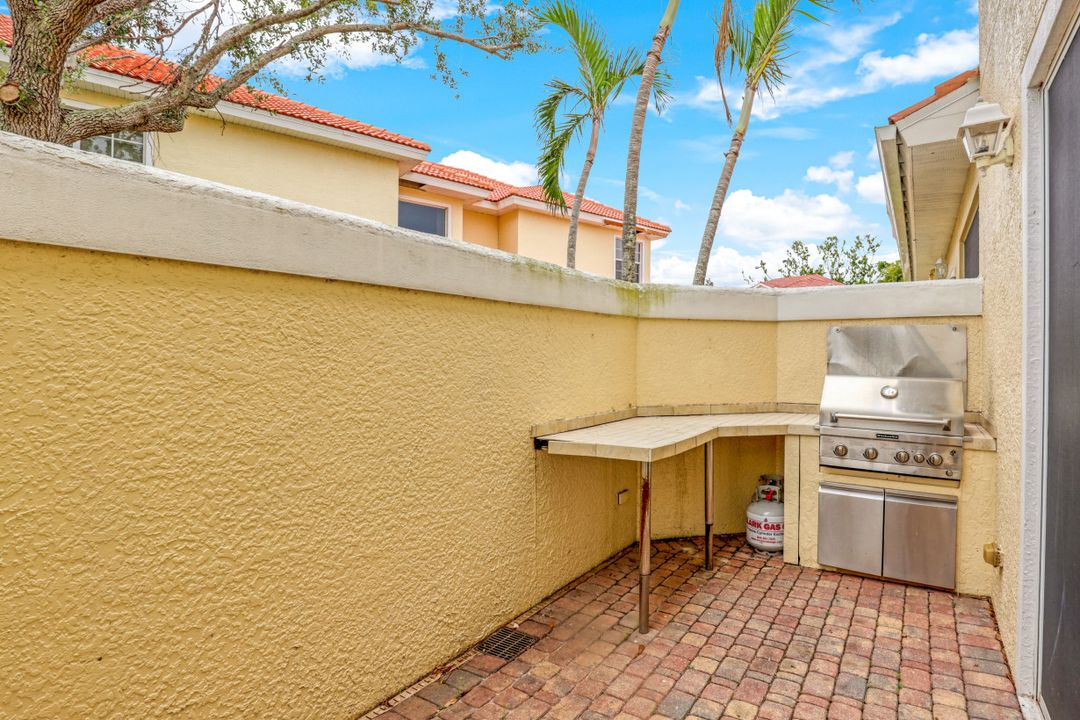 5909 Tarpon Gardens Cir #102, Cape Coral, FL 33914