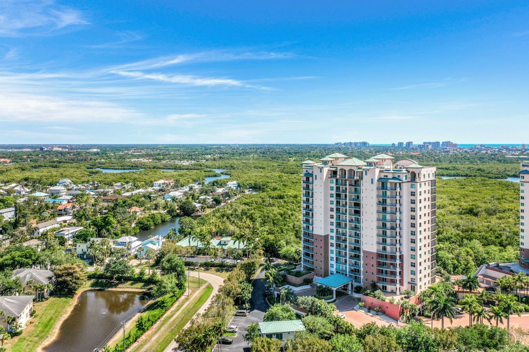 455 Cove Tower Dr #704, Naples, FL 34110