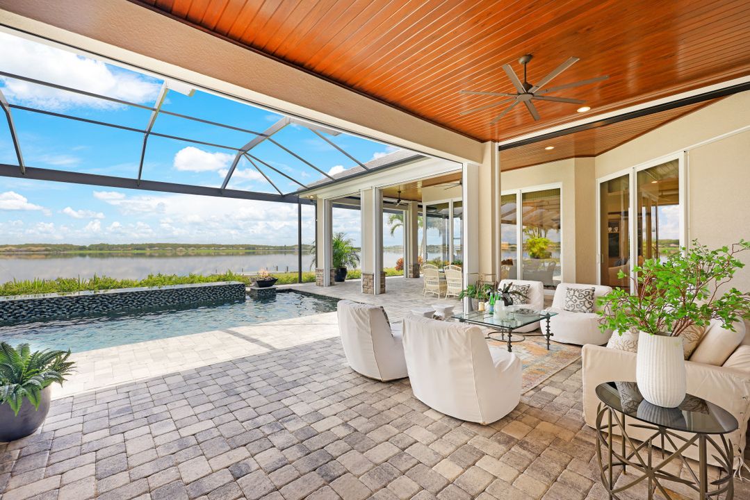 9337 Granite Ct, Naples, FL 34120