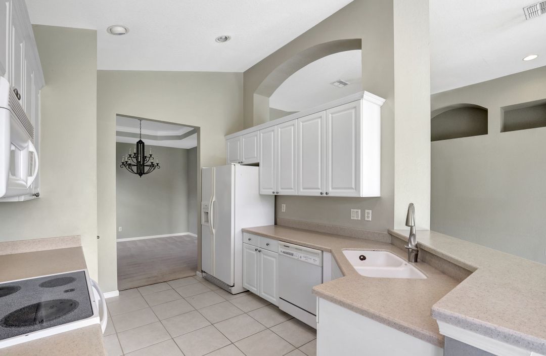 23041 Rosedale Dr APT 202, Bonita Springs, FL 34135