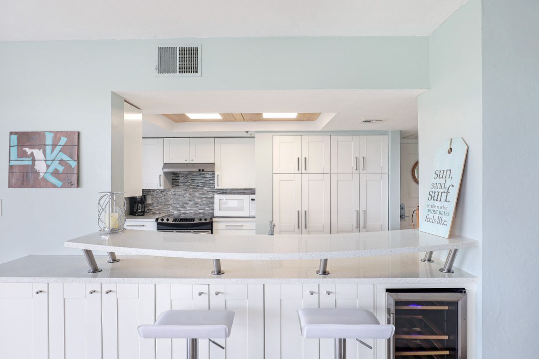 5501 Heron Point Dr #501, Naples, FL 34108