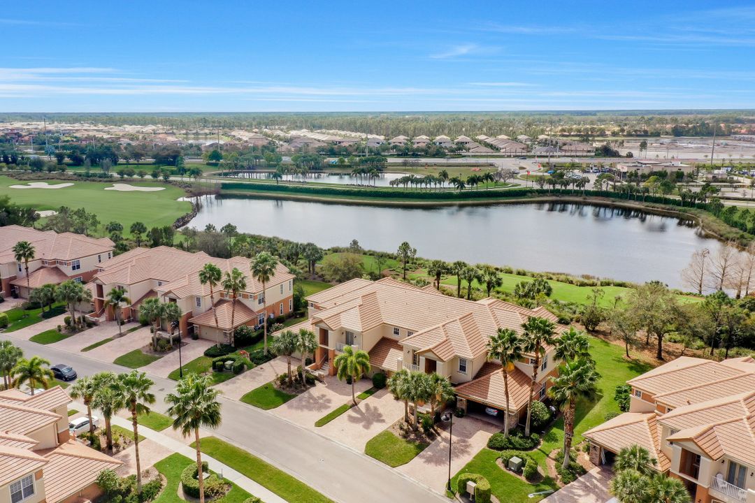 9201 Quartz Ln Apt 201 #201, Naples, FL 34120