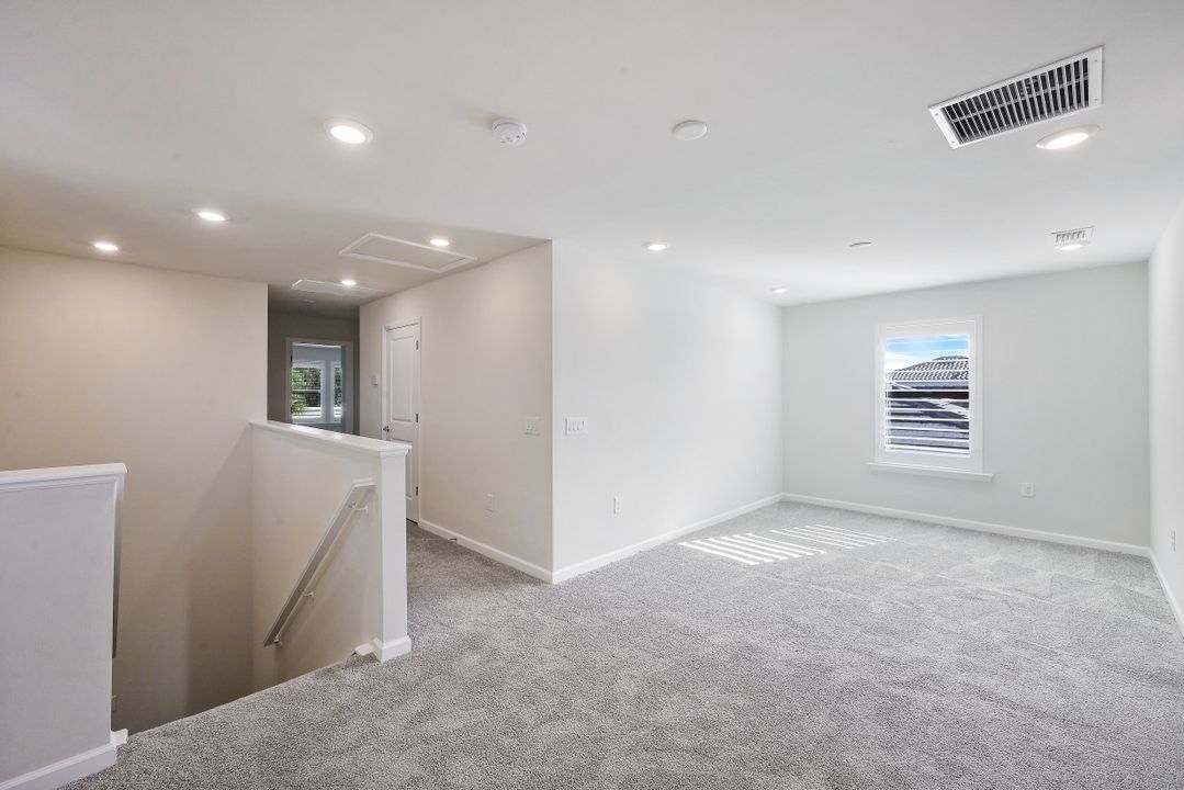 2236 Yellowfin Cir, Naples, FL 34114