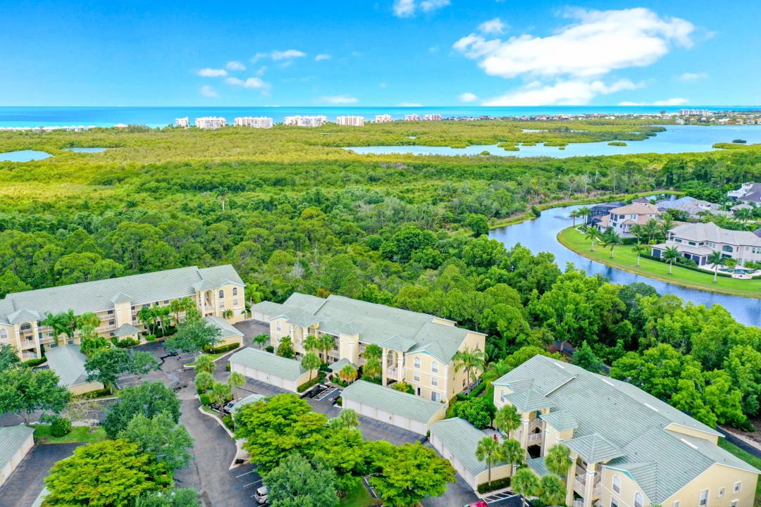 15505 Cedarwood Ln #204, Naples, FL 34110