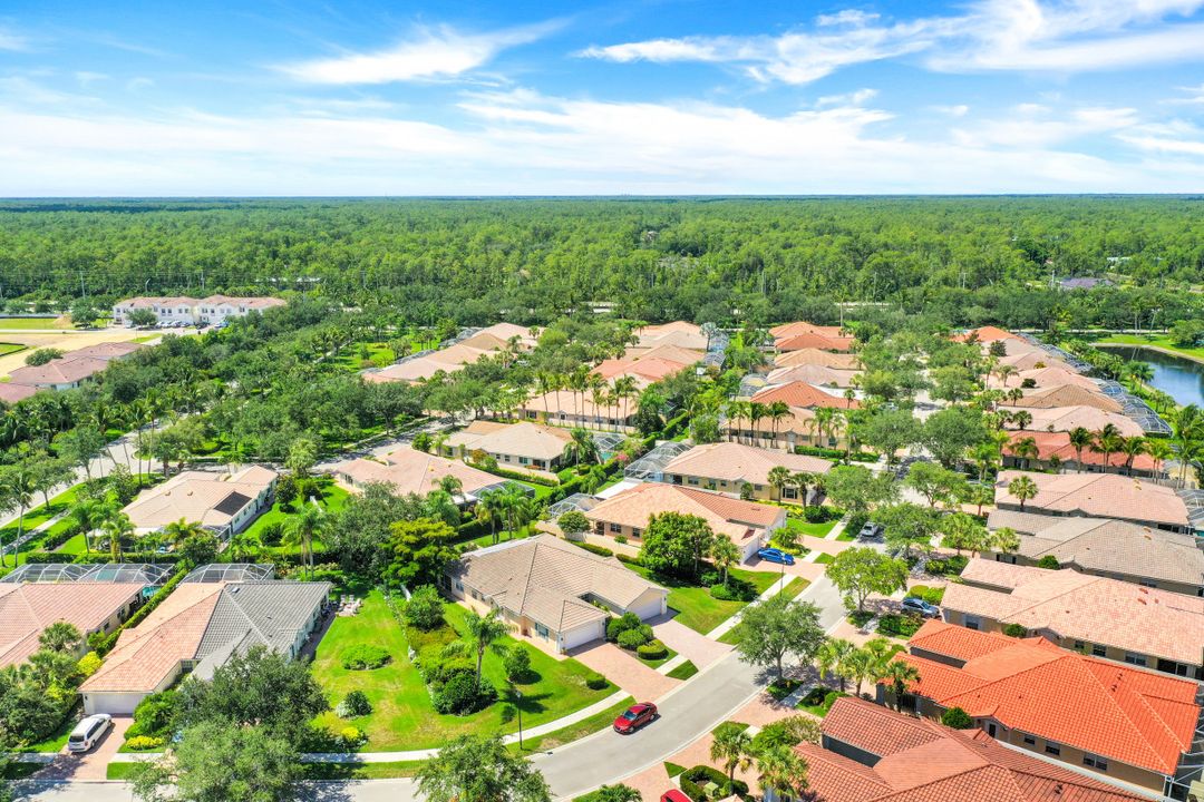 3343 Cayman Ln, Naples, FL 34119