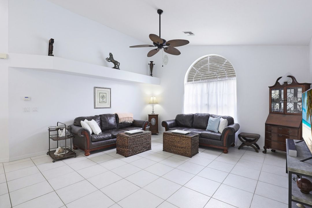 4105 SW 27th Ave, Cape Coral, FL 33914