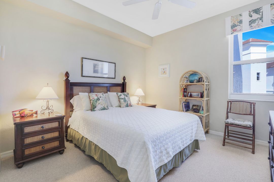 400 Flagship Dr #1101, Naples, FL 34108