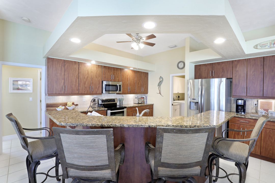 5209 SW 25th Pl, Cape Coral, FL 33914