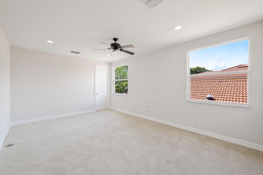 2366 Butterfly Palm Dr, Naples, FL 34119