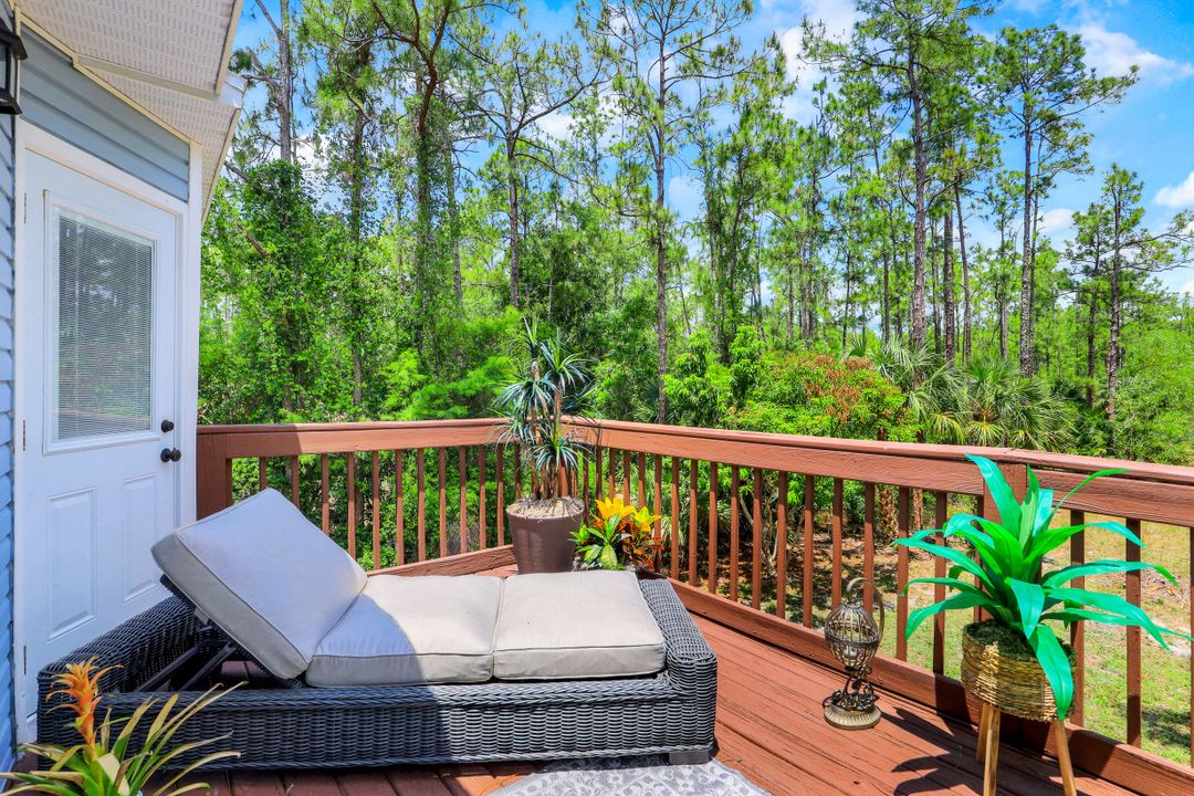 3675 10th Ave SE, Naples, FL 34117