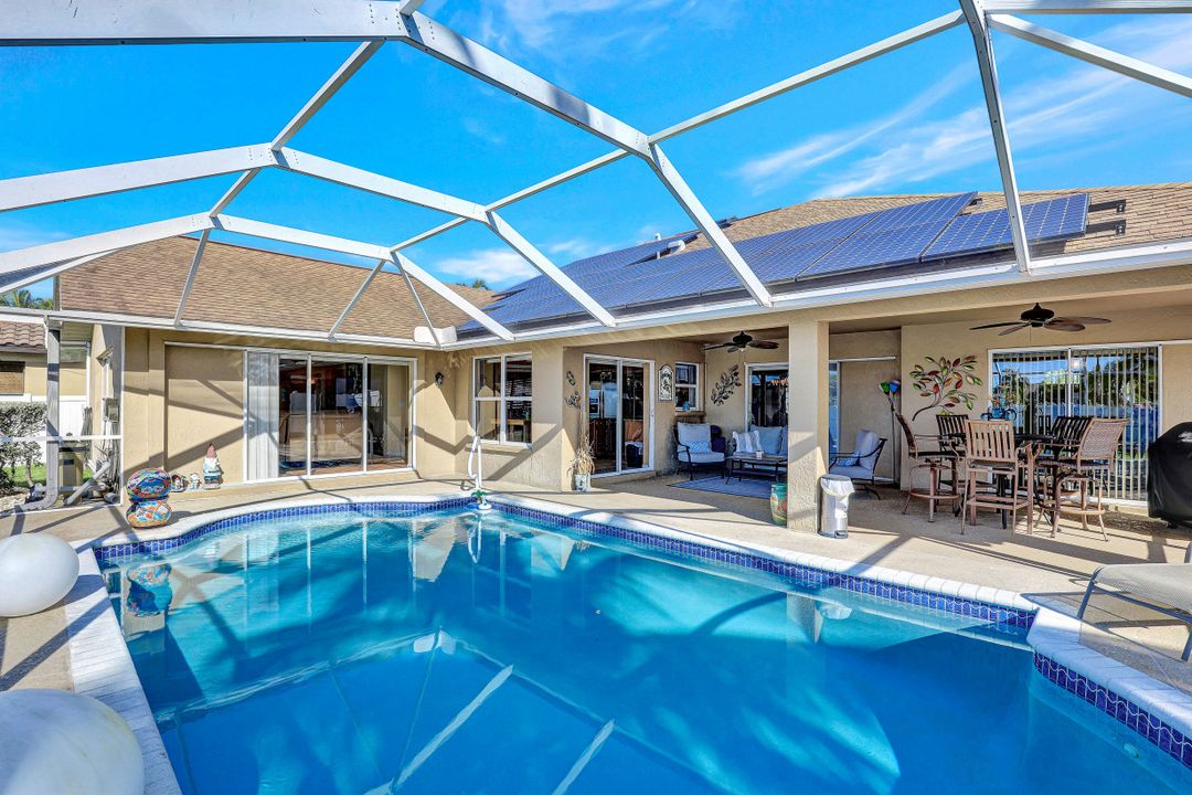 1922 Cape Coral Pkwy W, Cape Coral, FL 33914