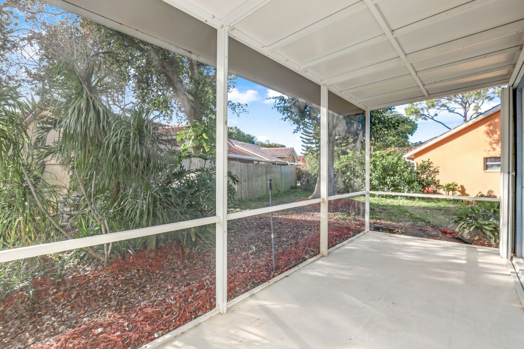 12530 Eagle Pointe Cir, Fort Myers, FL 33913