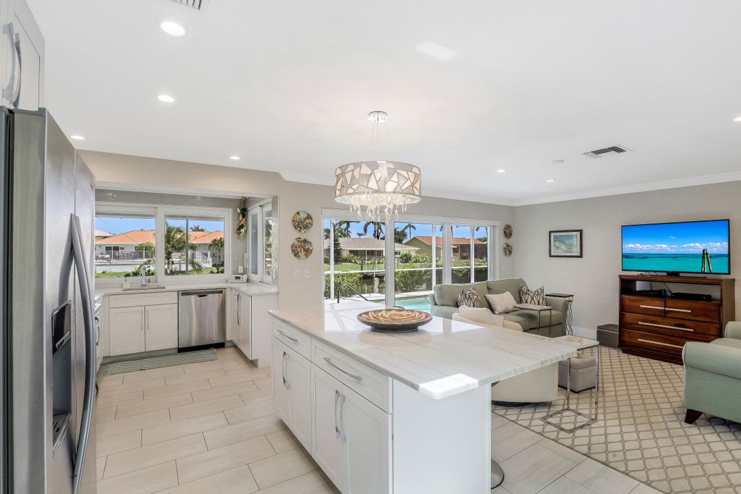 206 Dan River Ct, Marco Island, FL 34145