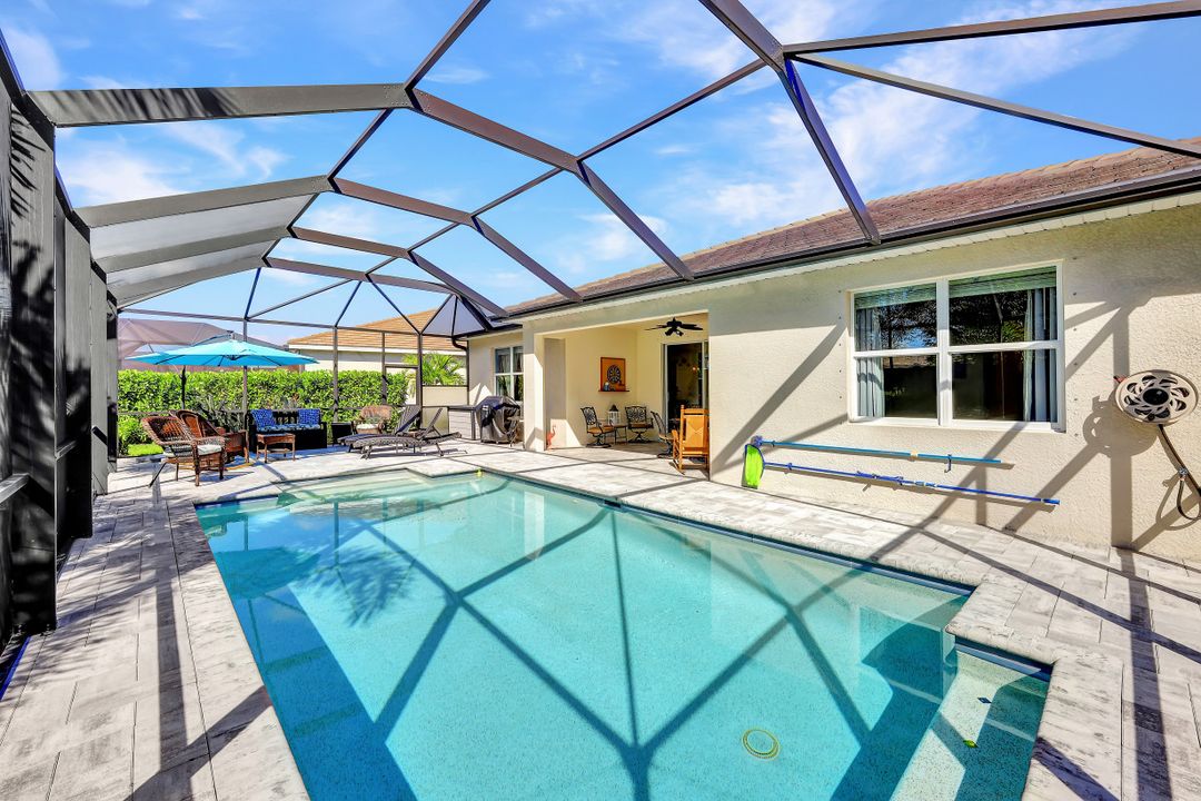 16402 Bonita Landing Cir, Bonita Springs, FL 34135