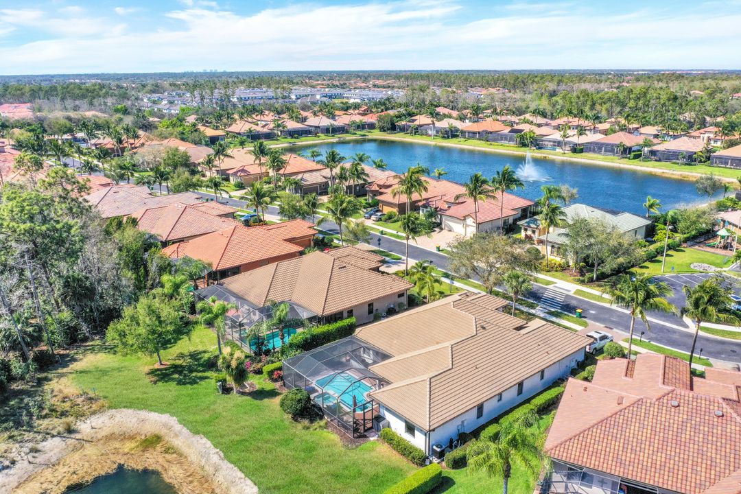 7327 Acorn Way, Naples, FL 34119