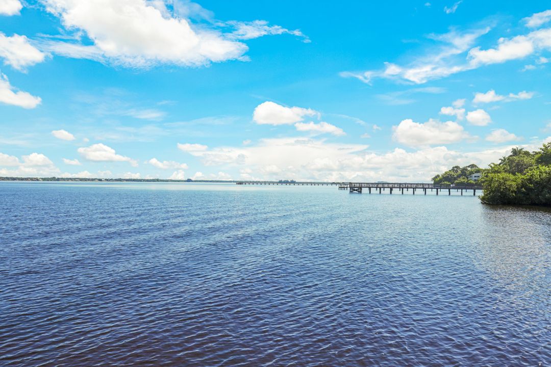 3225 E Riverside Dr #12A, Fort Myers, FL 33916