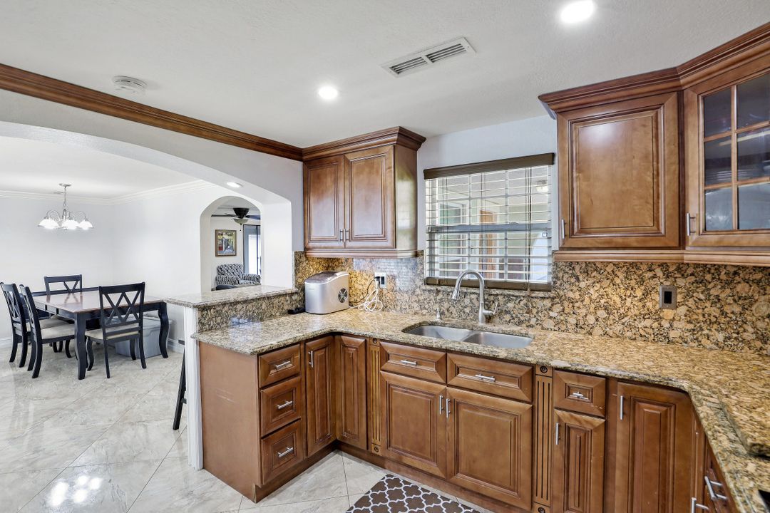 3505 20th St SW, Lehigh Acres, FL 33976