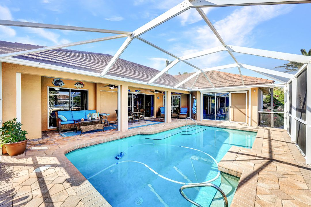 4109 SW 5th Pl, Cape Coral, FL 33914