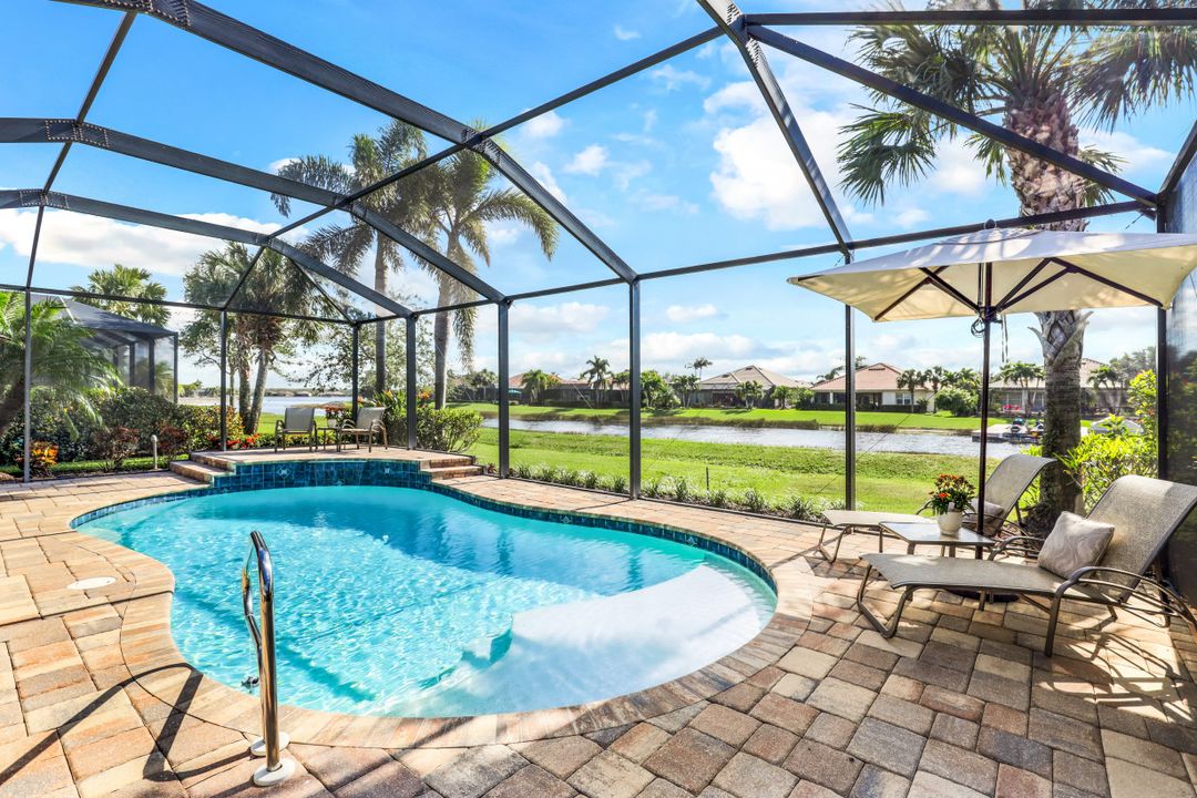 9447 Quarry Dr, Naples, FL 34120