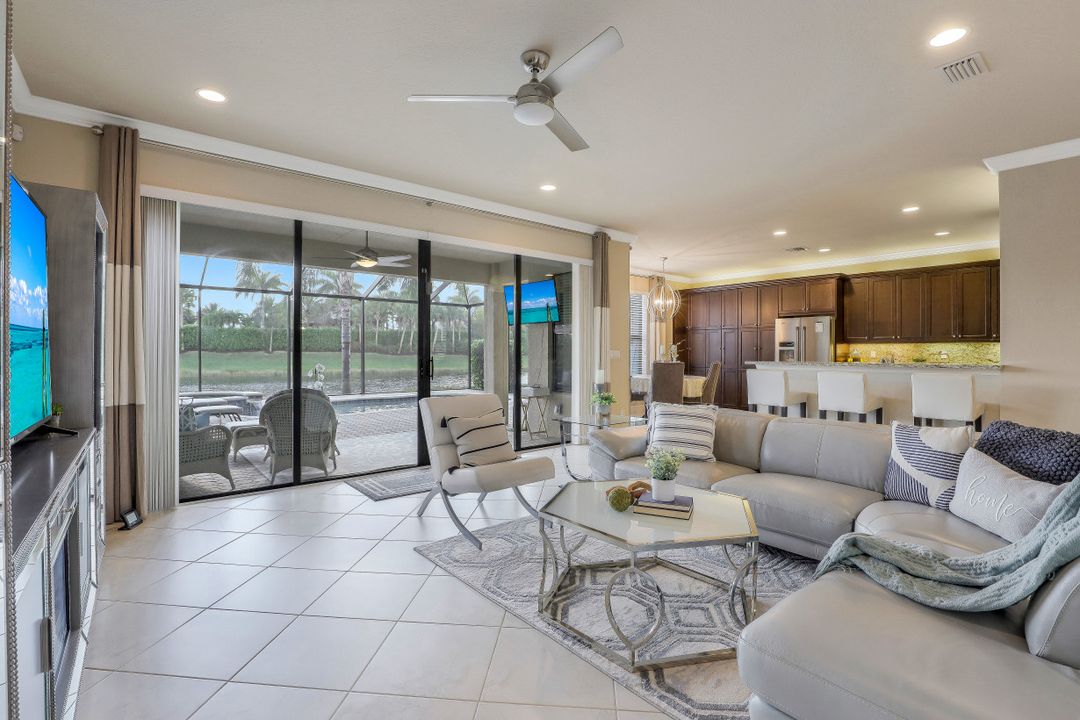 11542 Meadowrun Cir, Fort Myers, FL 33913