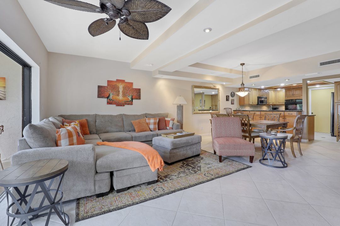 1400 Blue Point Ave #206, Naples, FL 34102