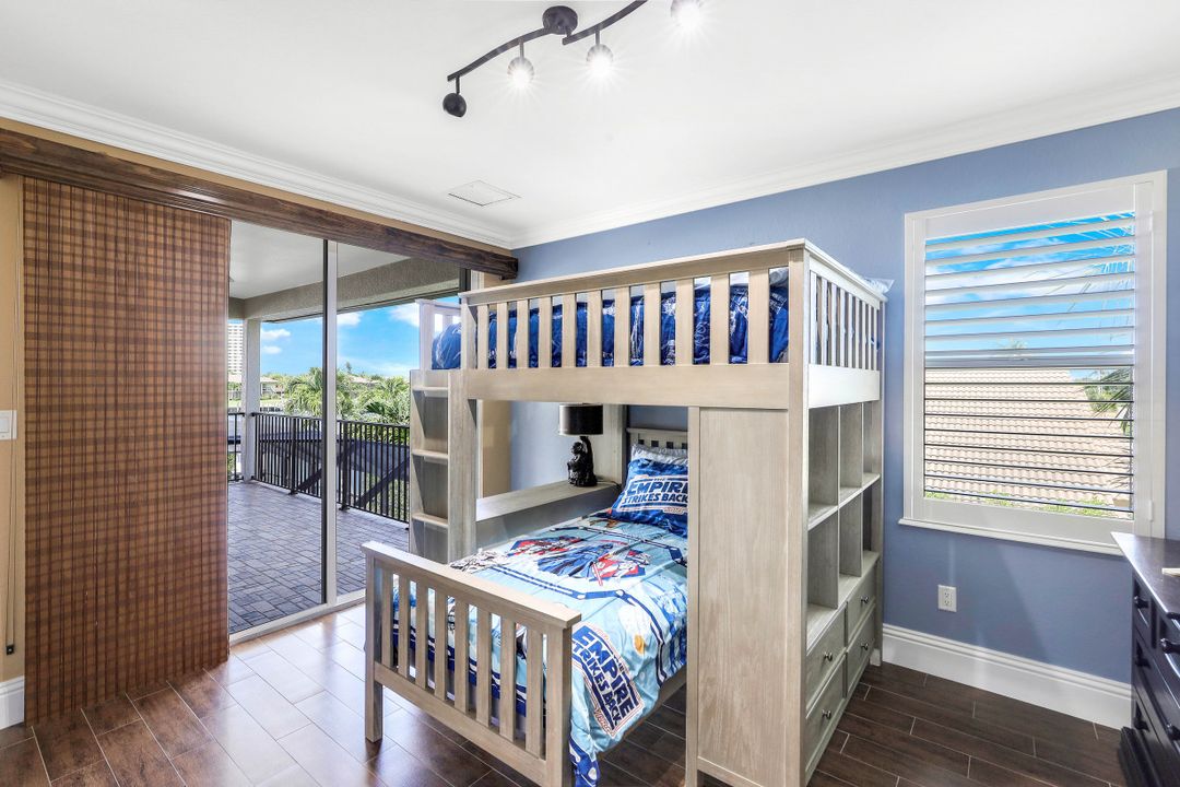 431 Swiss Ct, Marco Island, FL 34145