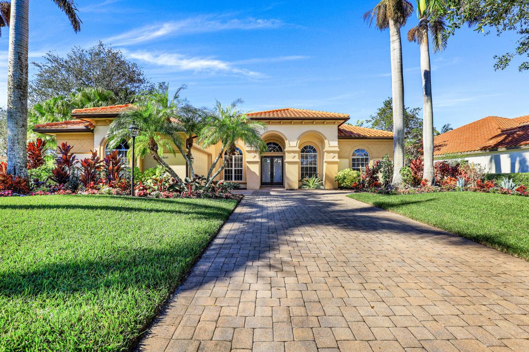 28645 Via D Arezzo Dr, Bonita Springs, FL 34135