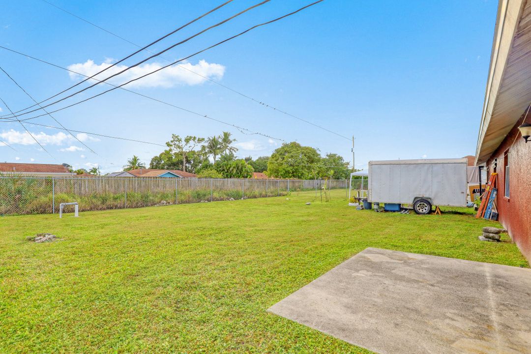 5360 Hunter Blvd, Naples, FL 34116