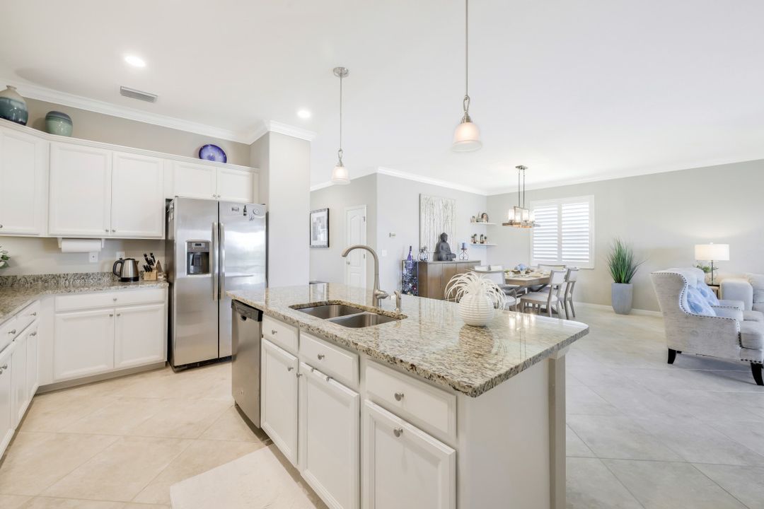 15551 Pascolo Ln, Fort Myers, FL 33908