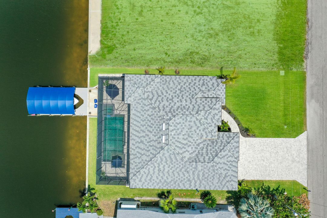 214 NW 32nd Pl, Cape Coral, FL 33993