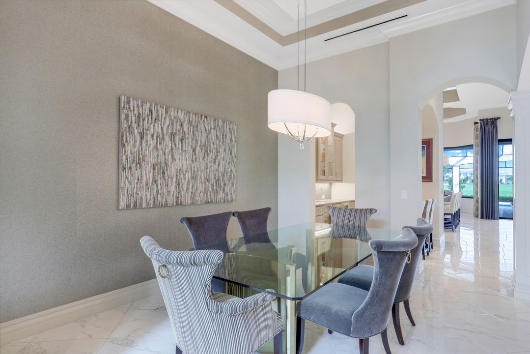 16459 Seneca Way, Naples, FL 34110