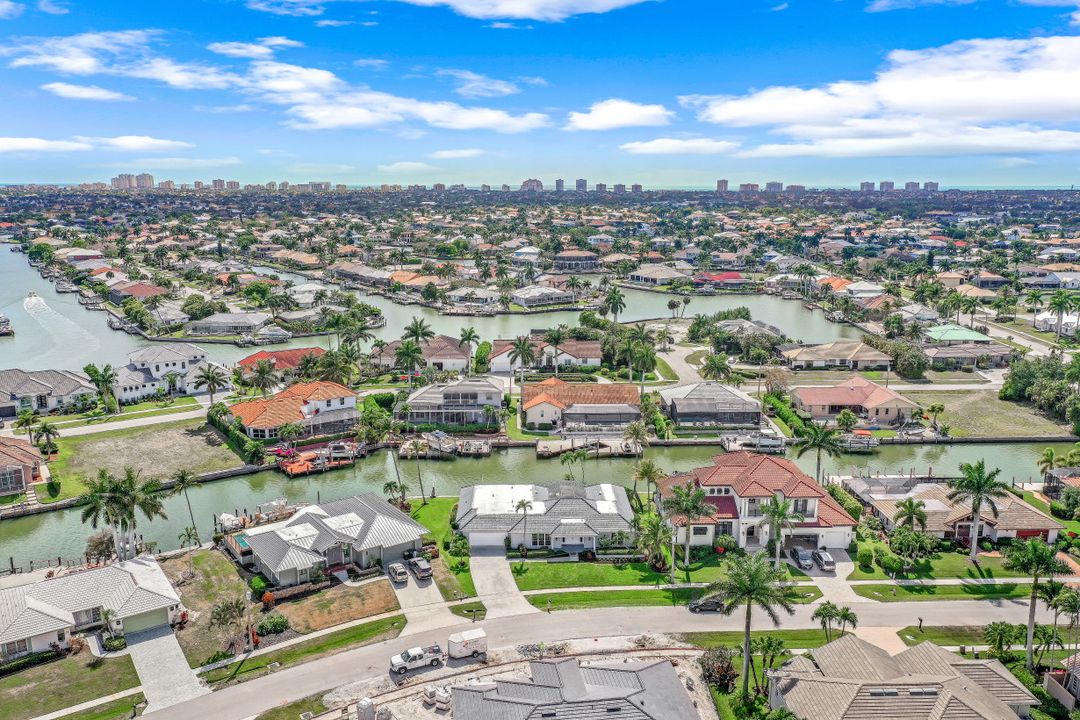 166 Hollyhock Ct, Marco Island, FL 34145