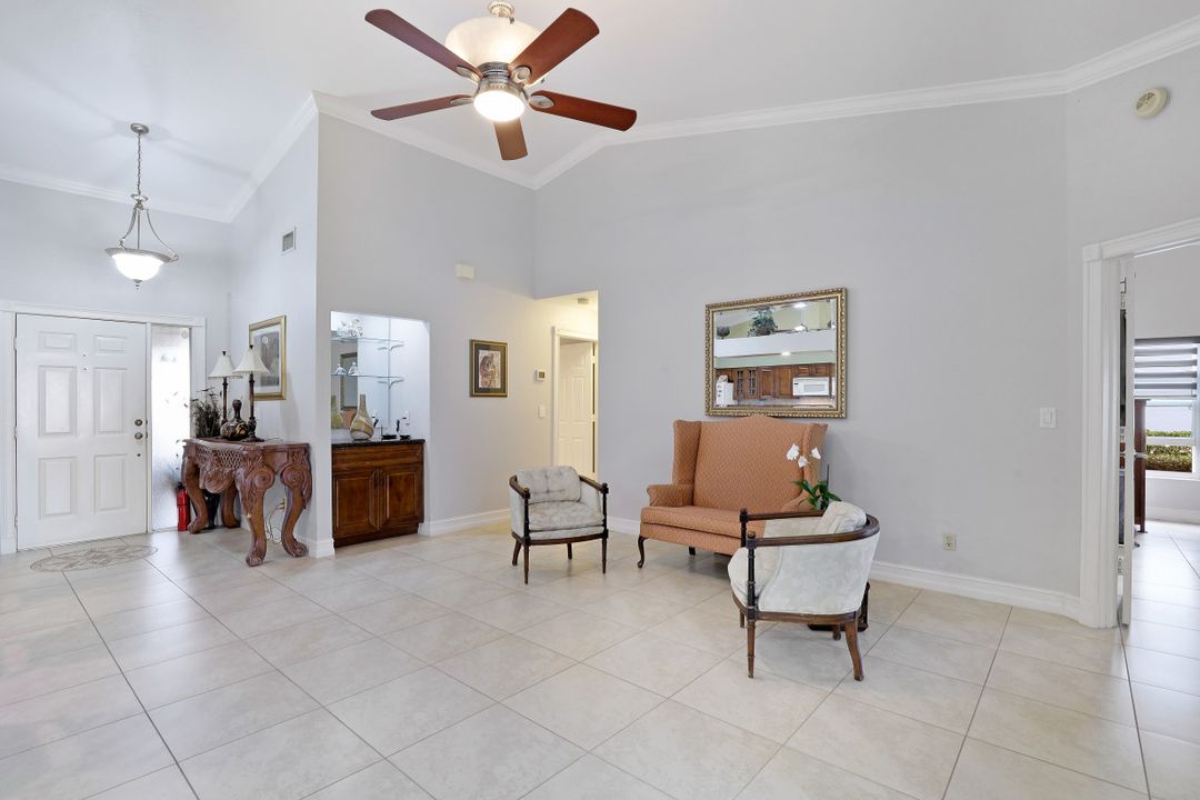 113 Quail Hollow Ct, Naples, FL 34113