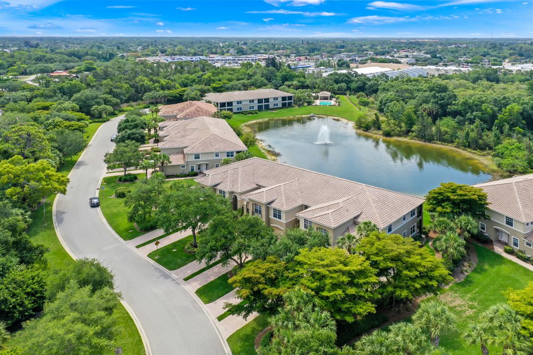 7050 Bay Woods Lake Ct #201, Fort Myers, FL 33908