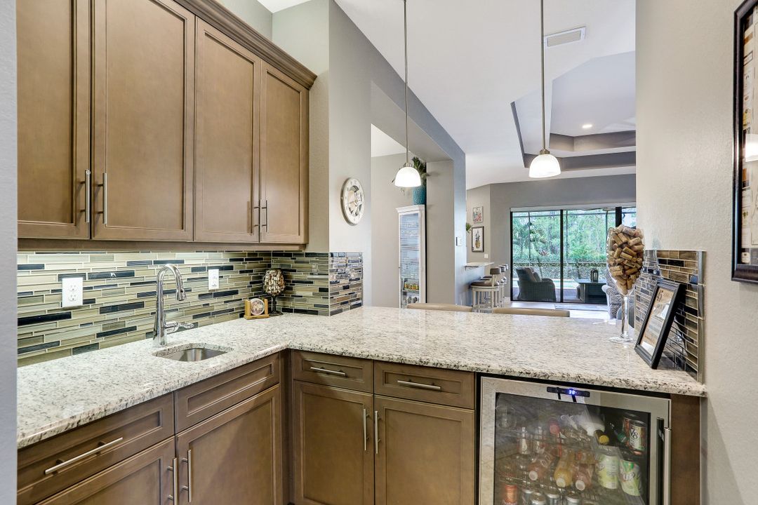 2958 Cinnamon Bay Cir, Naples, FL 34119