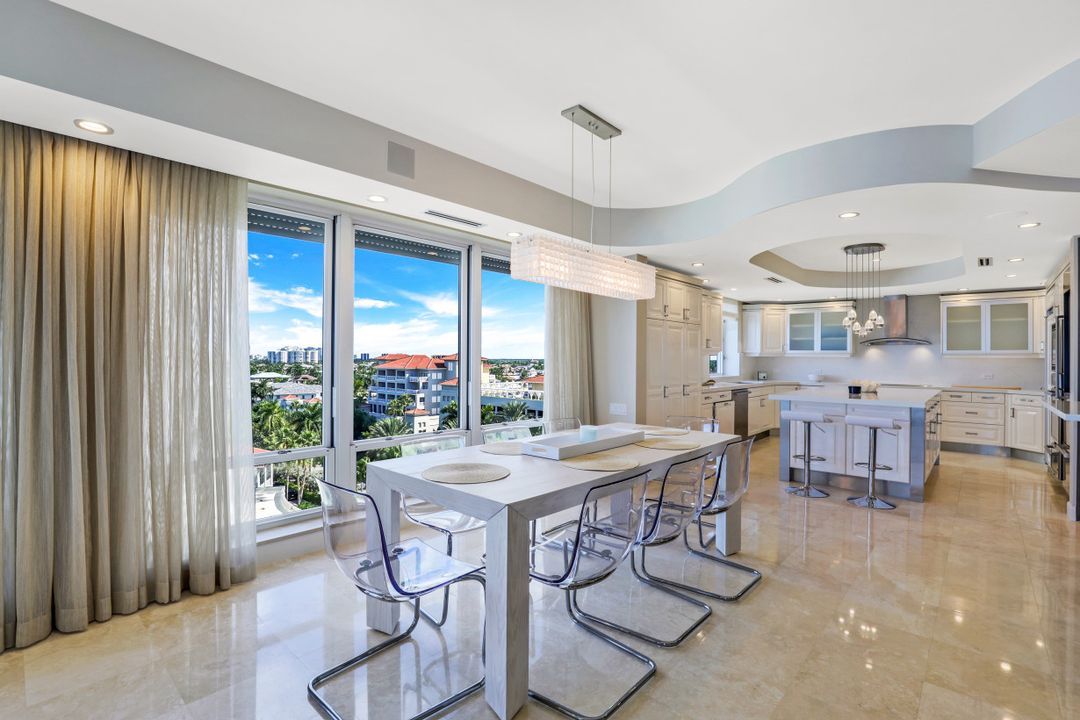 9811 Gulf Shore Dr, Naples, FL 34108