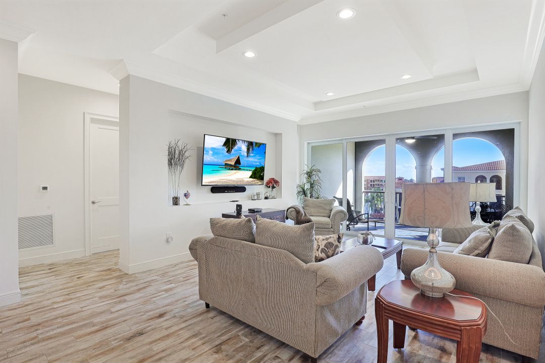 21530 Strada Nuova Circle #C-414, Estero, FL 33928