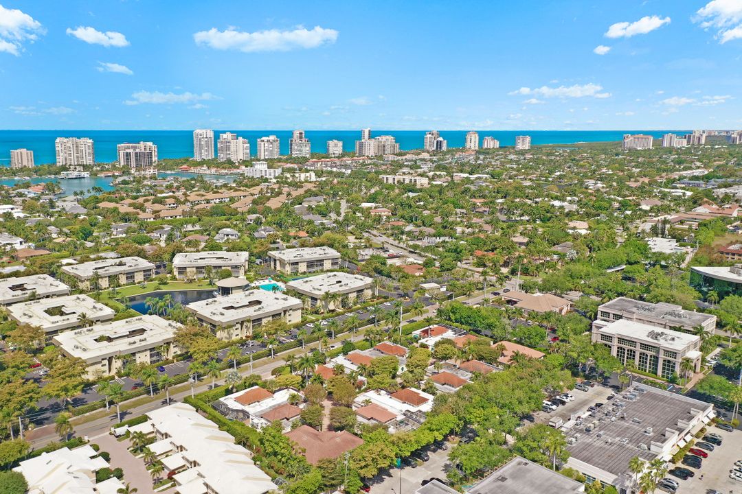 3725 Rachel Ln, Naples, FL 34103