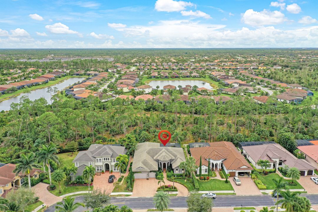 14690 Beaufort Cir, Naples, FL 34119