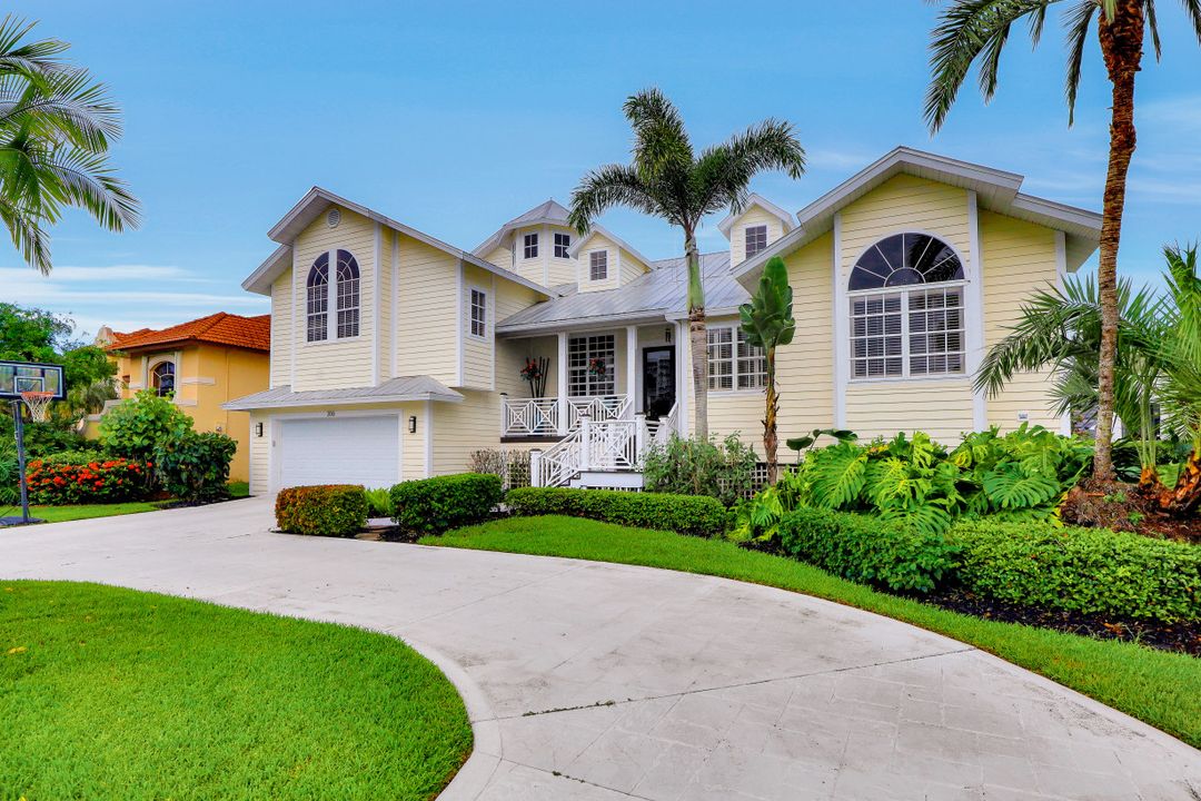 206 Flamingo Ave, Naples, FL 34108