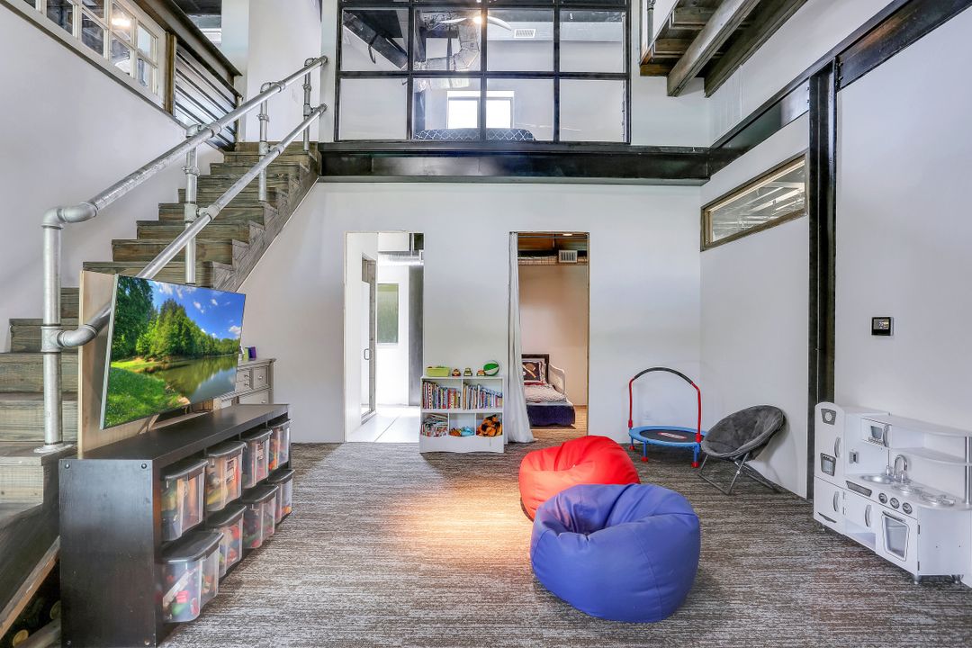 4441 5th Ave NW, Naples, FL 34119