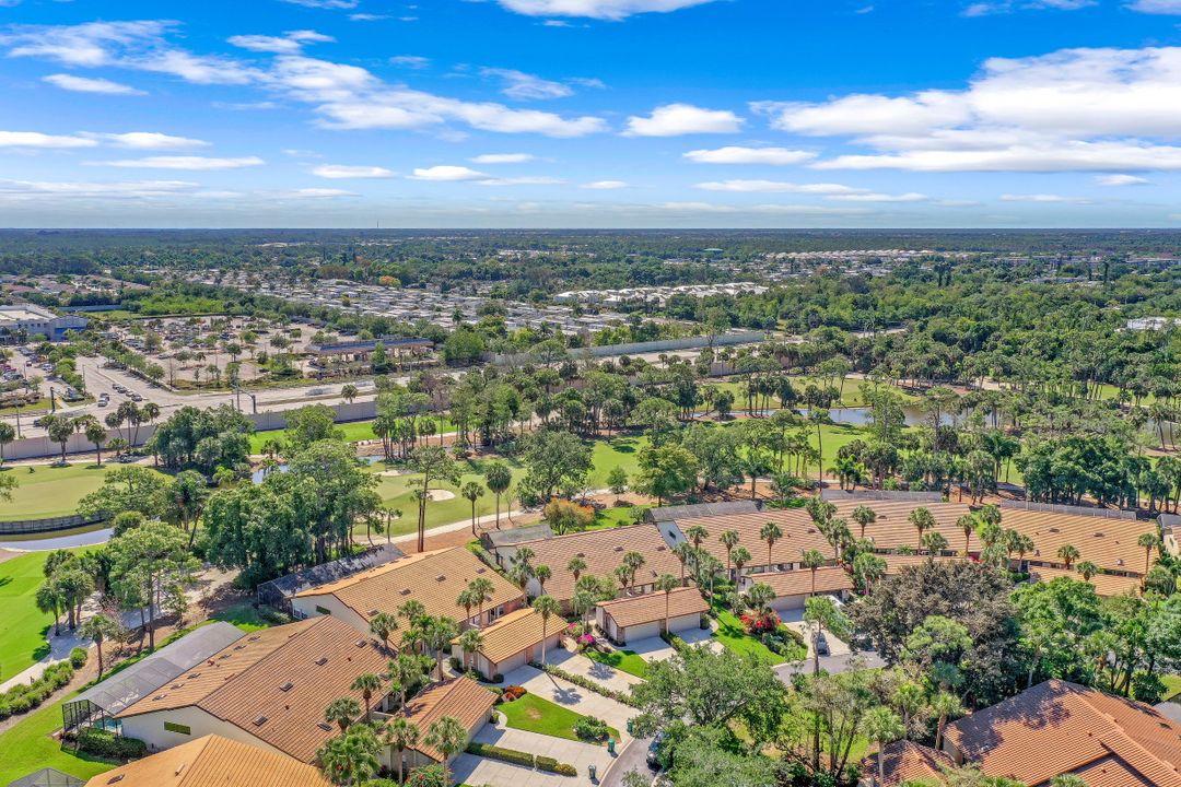 178 Cypress View Dr #C-34, Naples, FL 34113