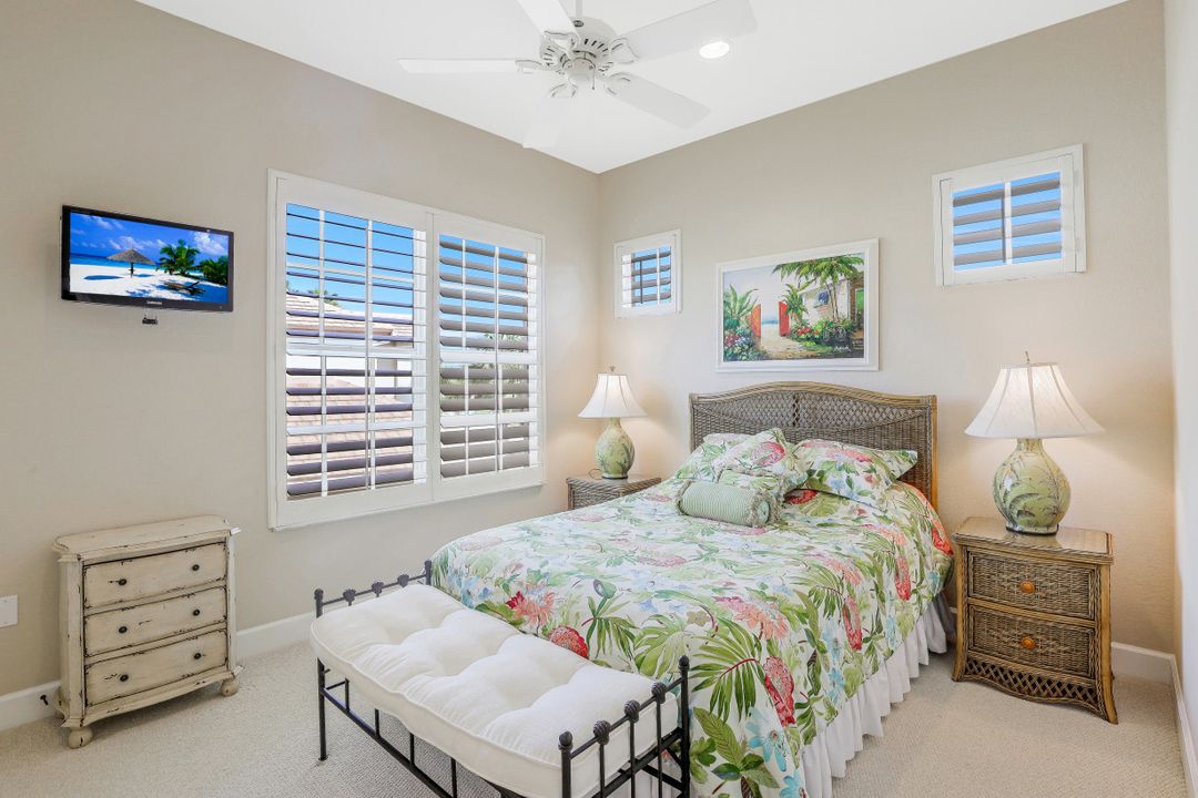 9201 Quartz Ln #202, Naples, FL 34120