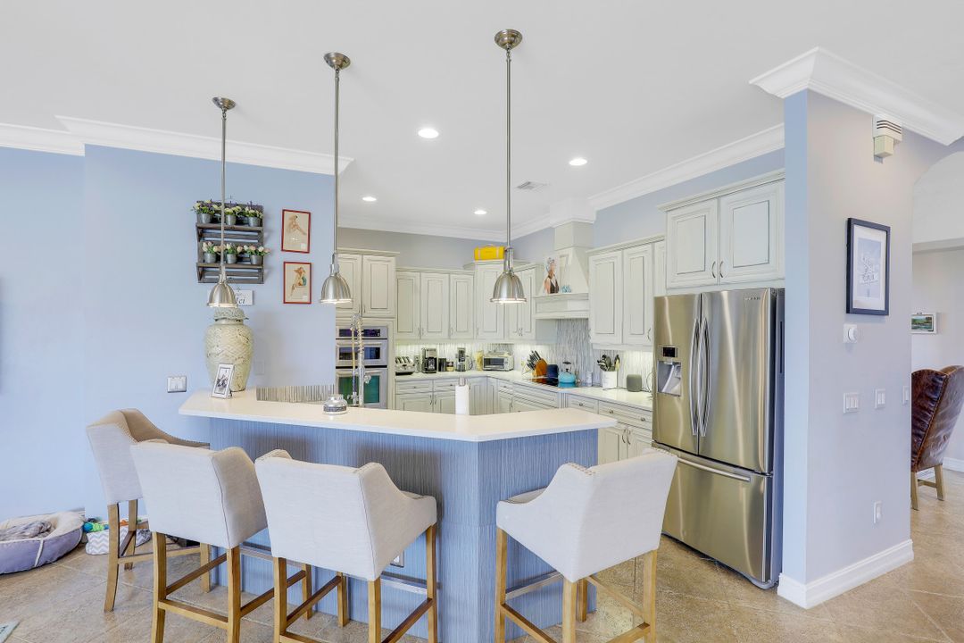 5119 Post Oak Ln, Naples, FL 34105