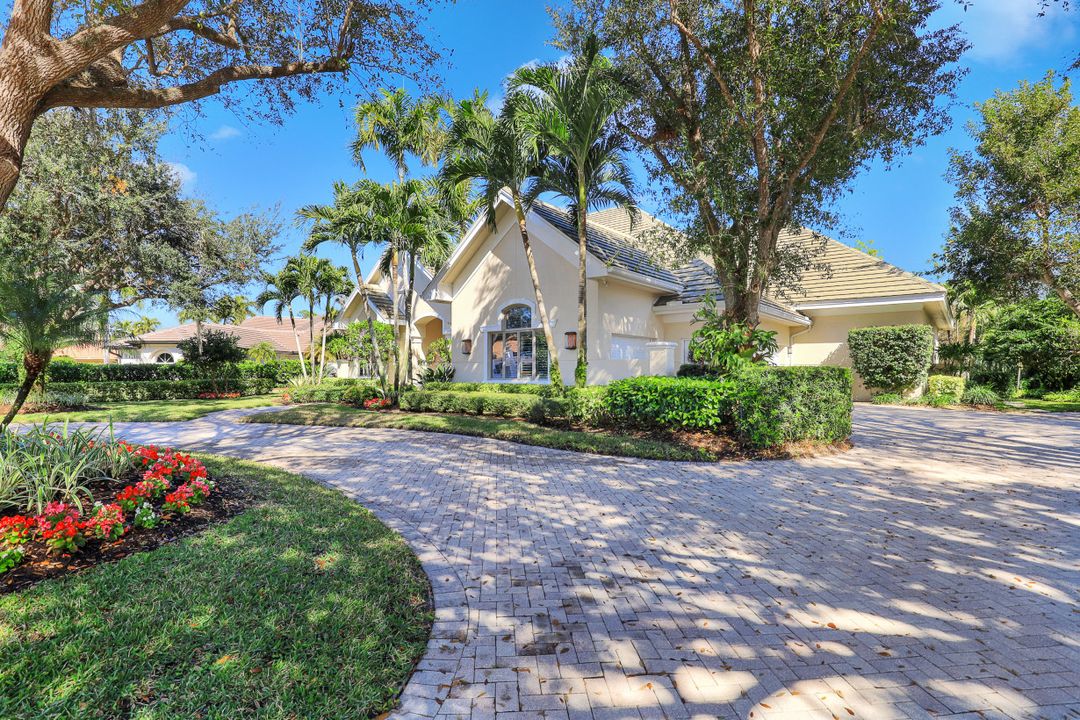 1367 Wood Duck Trail, Naples, FL 34108