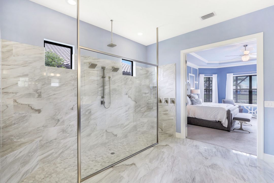 3254 Belon Ln, Naples, FL 34114